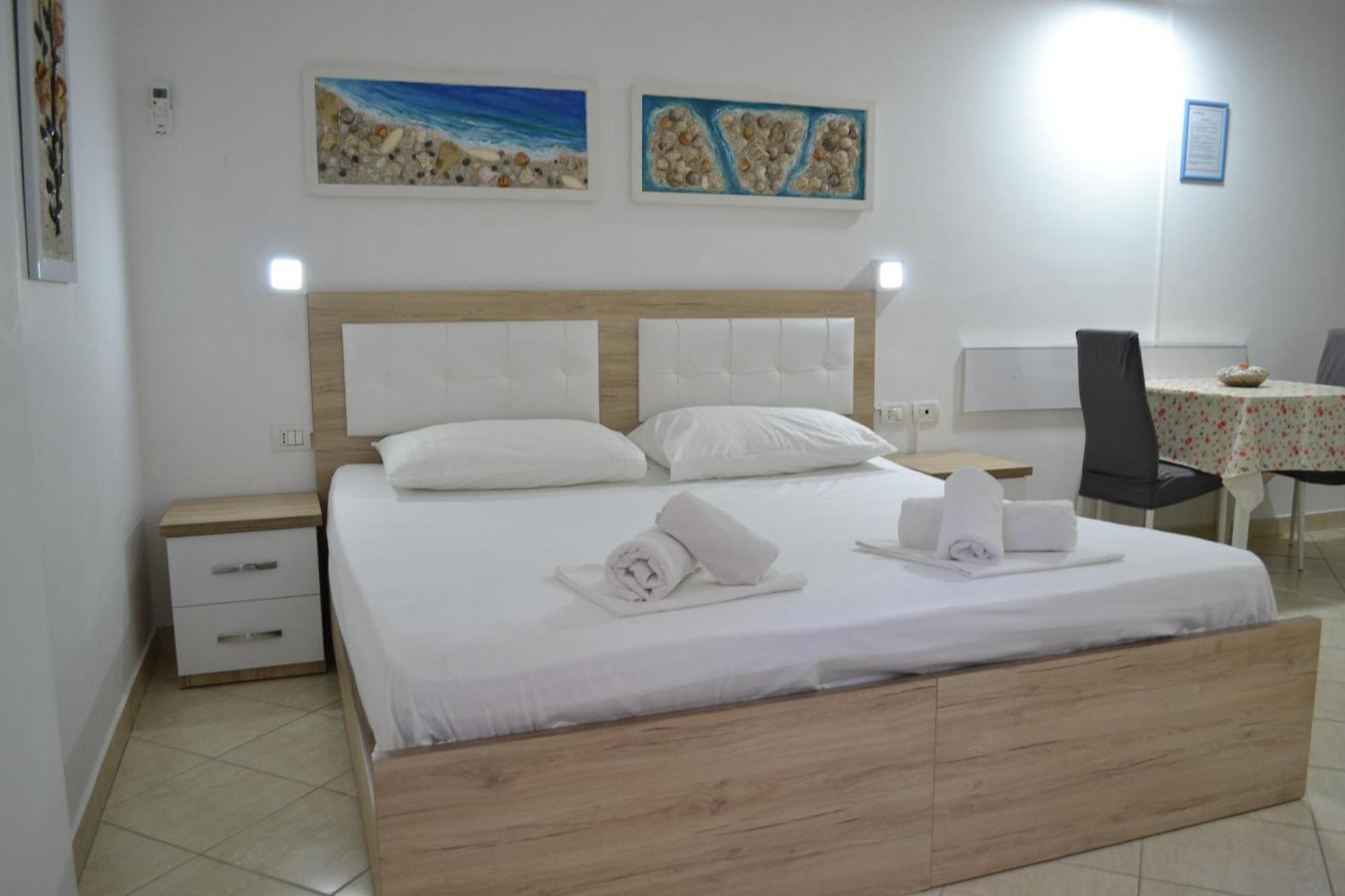 Seashell Art Decor Studio & Parking Vlore Bagian luar foto